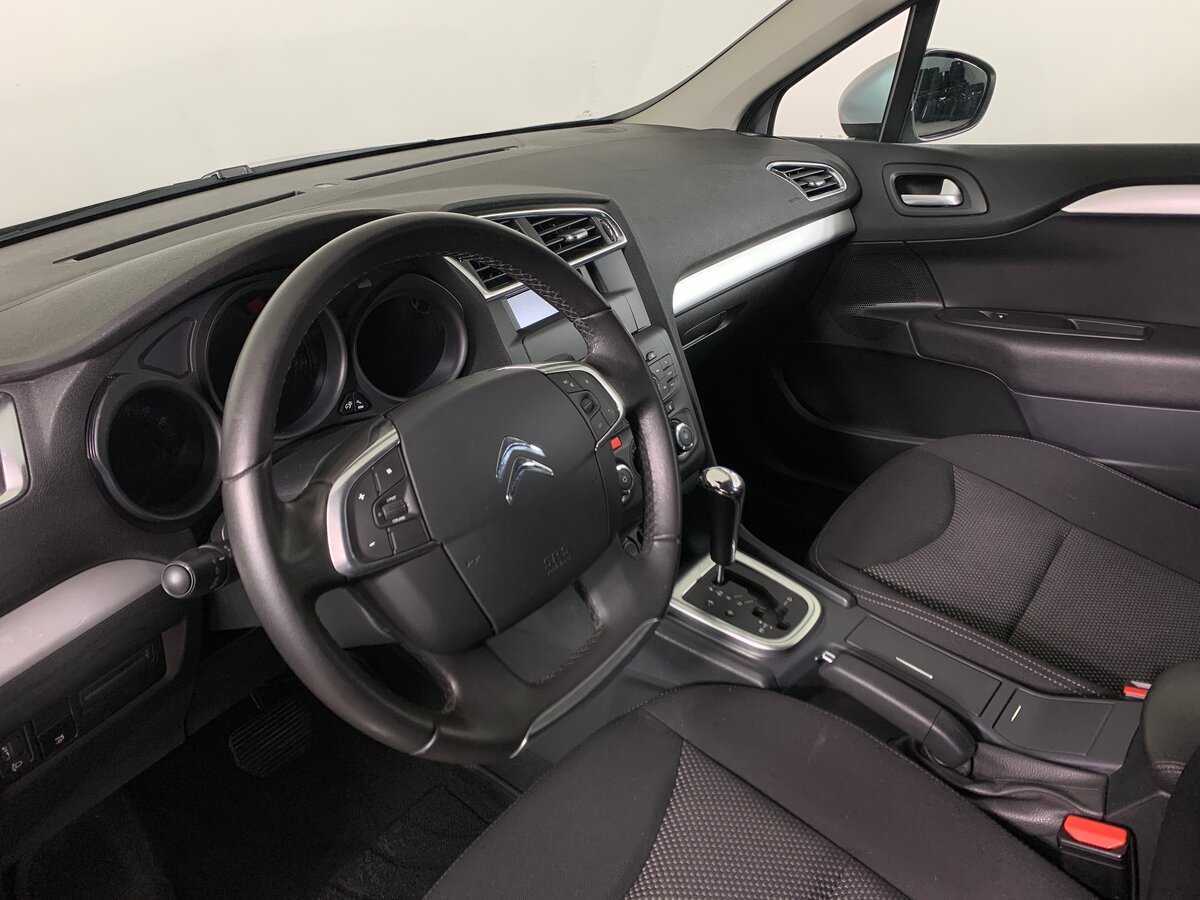 Citroen C4 с пробегом — 2015 год. Фото: #11