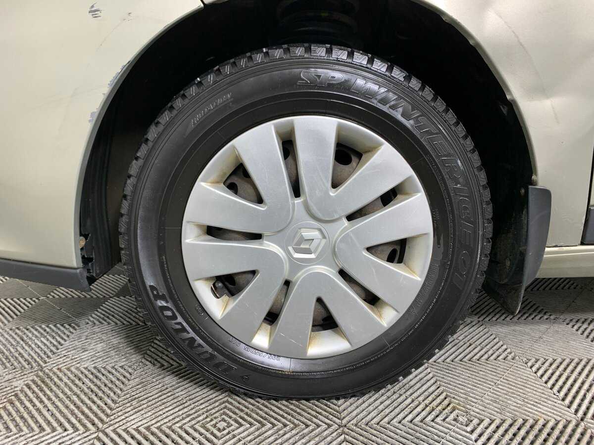 Renault Fluence с пробегом — 2013 год. Фото: #8