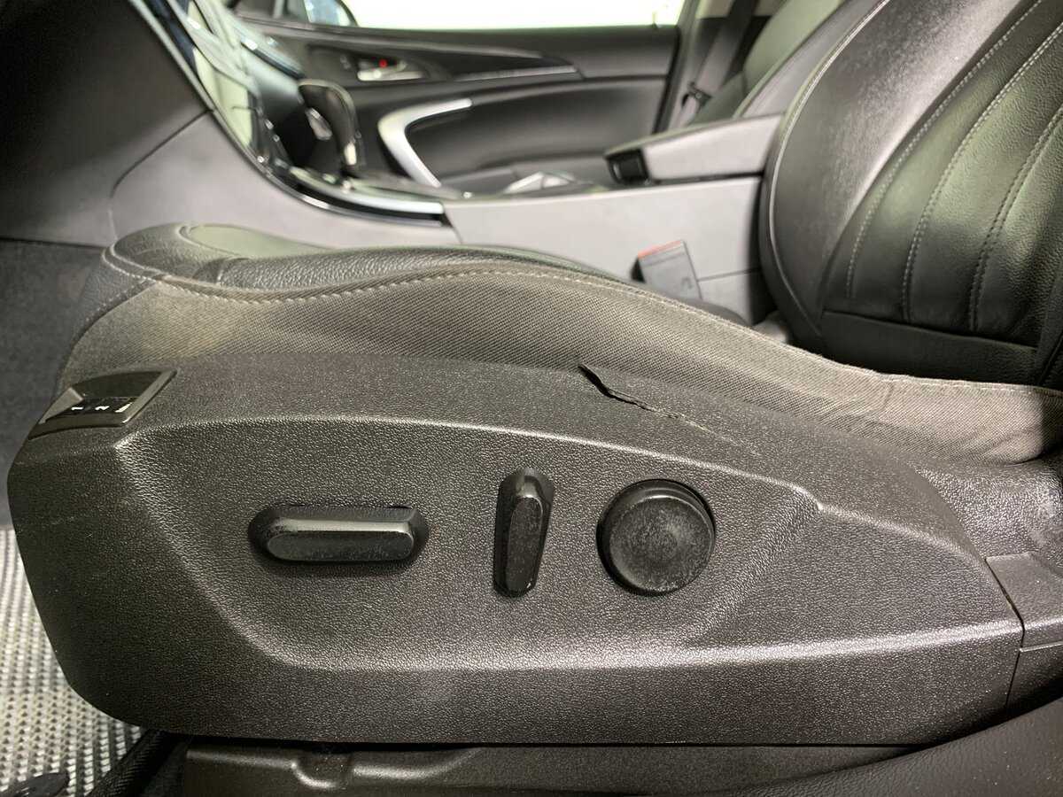 Opel Insignia с пробегом — 2014 год. Фото: #15