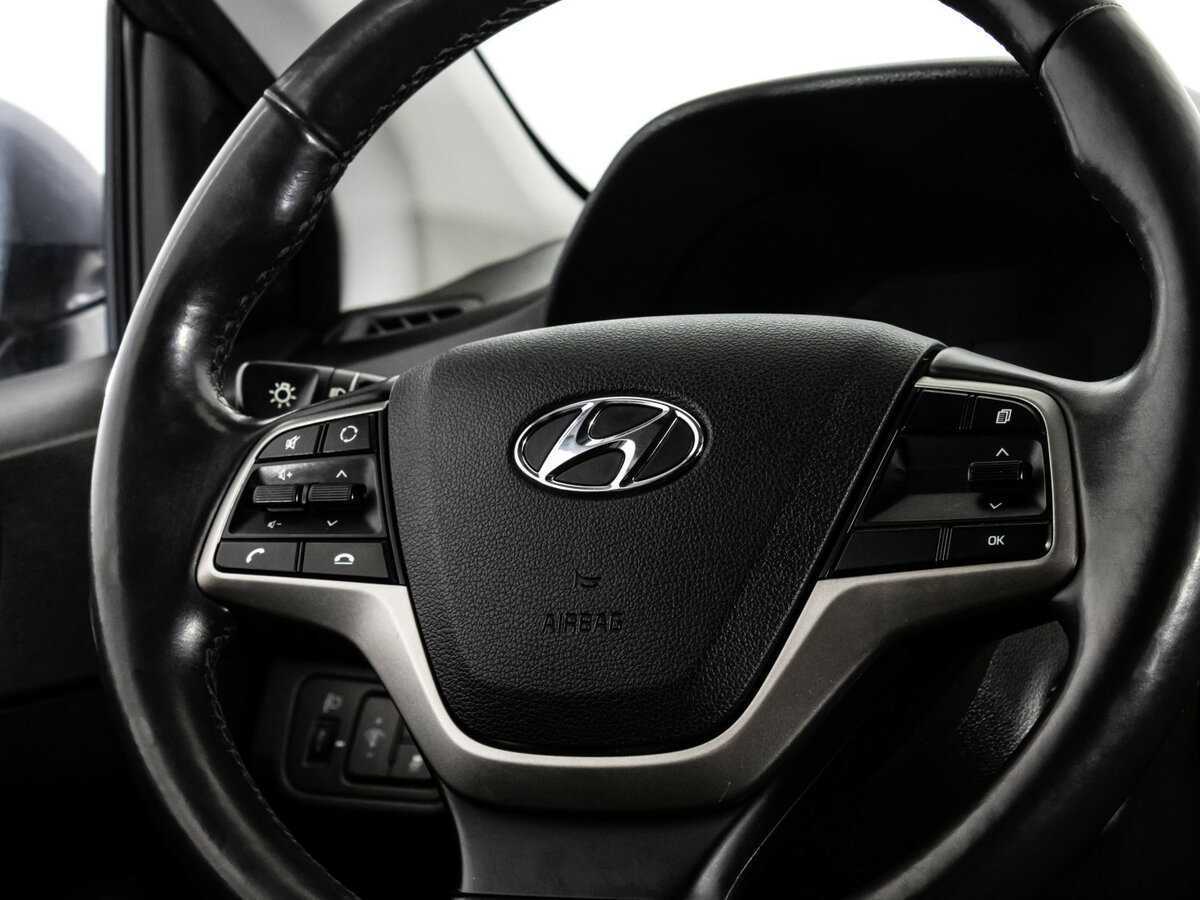 Hyundai Solaris с пробегом — 2017 год. Фото: #9