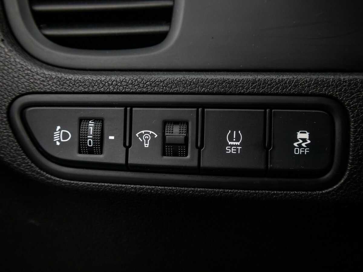 Kia Rio с пробегом — 2020 год. Фото: #12