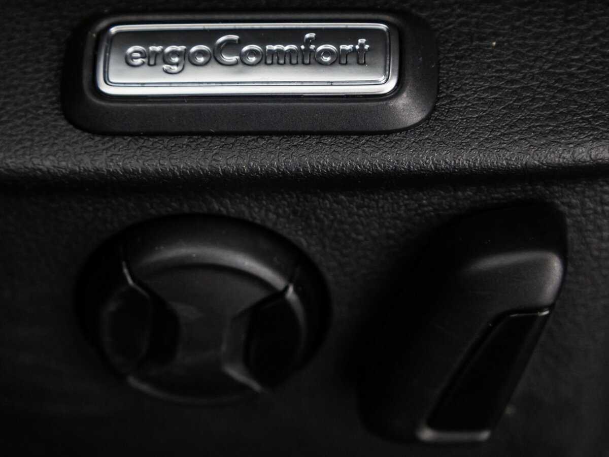 Volkswagen Passat с пробегом — 2018 год. Фото: #20