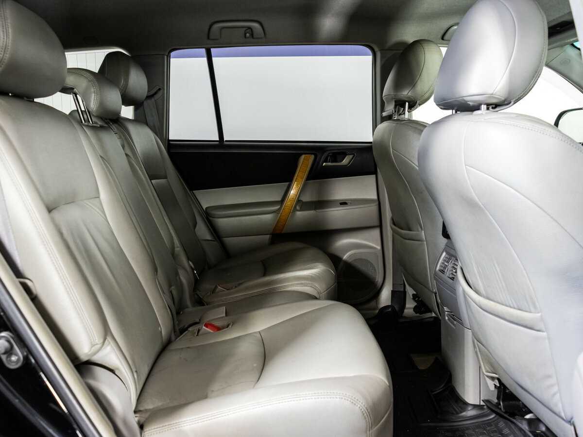 Toyota Highlander с пробегом — 2007 год. Фото: #13