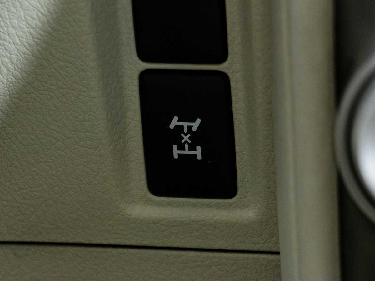 Lexus GX с пробегом — 2010 год. Фото: #10