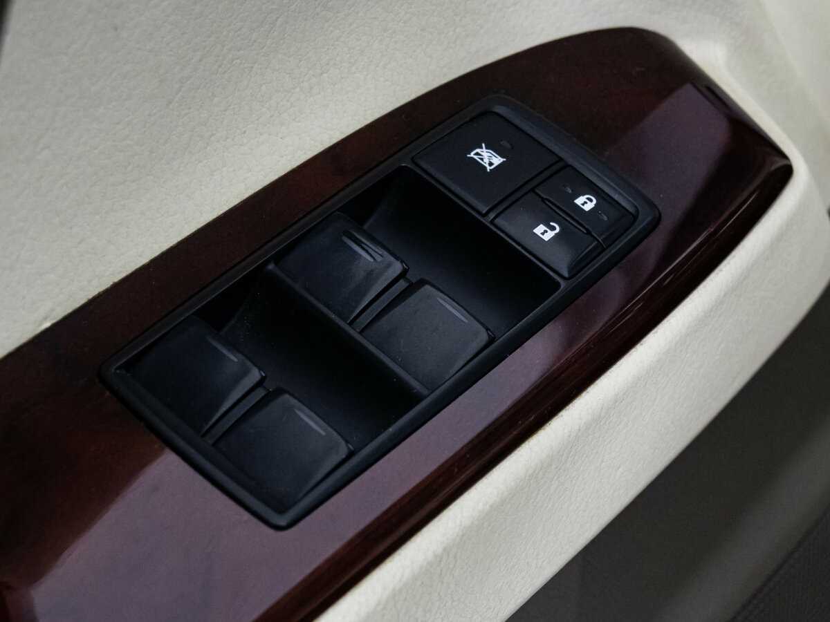Lexus GX с пробегом — 2010 год. Фото: #14