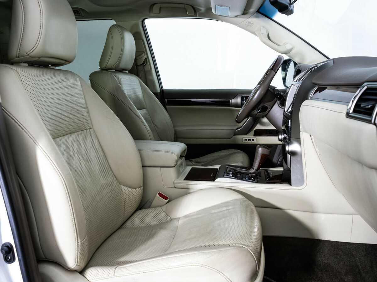 Lexus GX с пробегом — 2010 год. Фото: #15