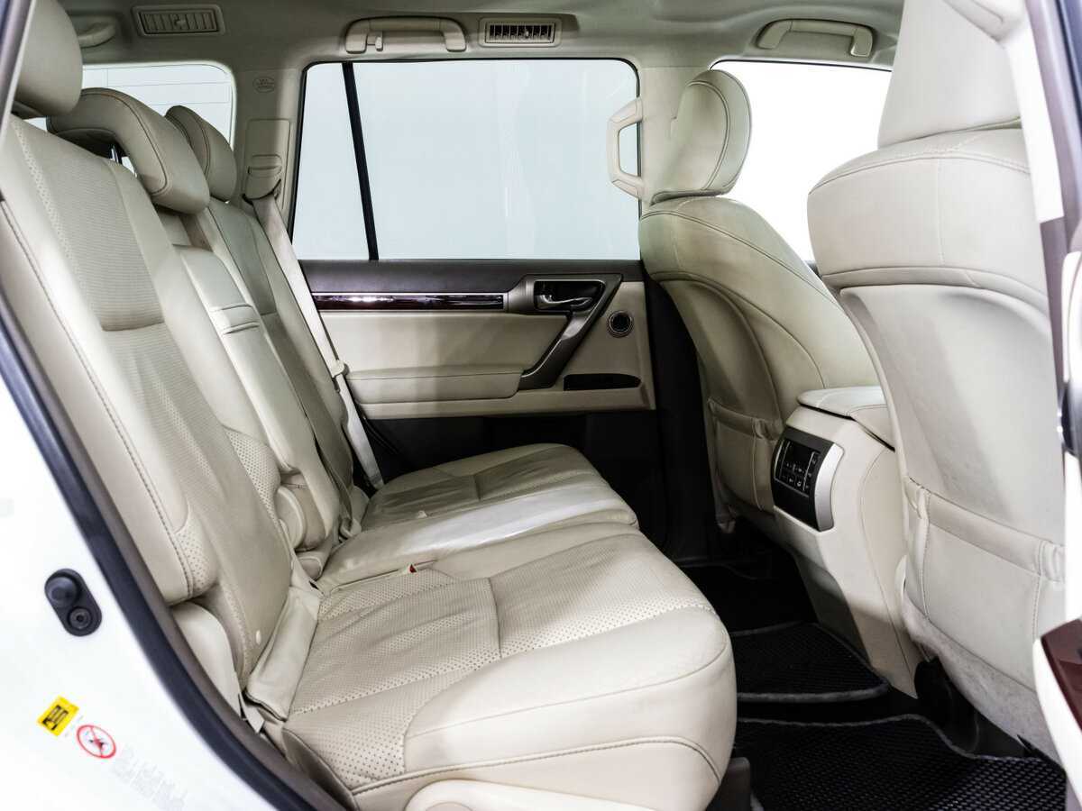 Lexus GX с пробегом — 2010 год. Фото: #16