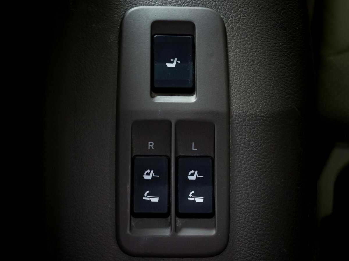 Lexus GX с пробегом — 2010 год. Фото: #20