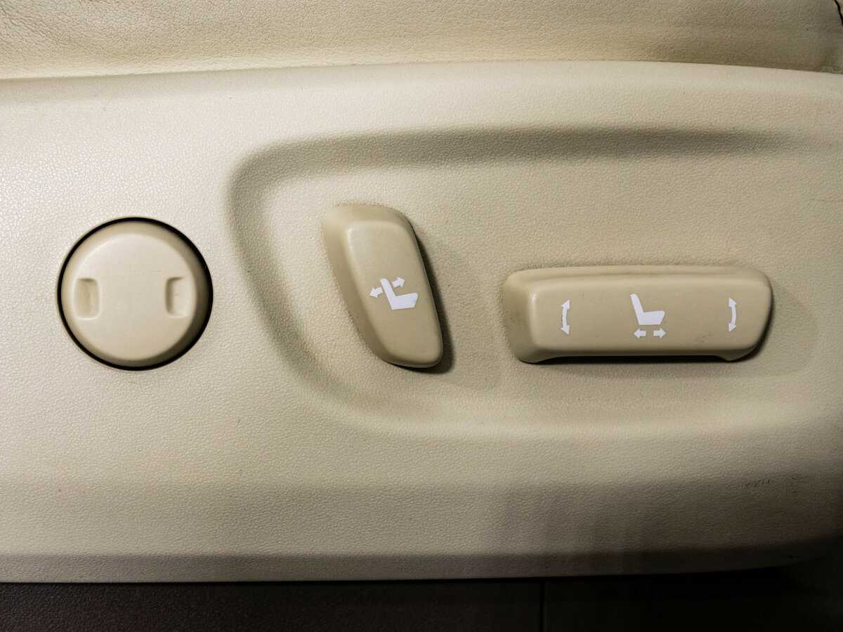 Lexus GX с пробегом — 2010 год. Фото: #25