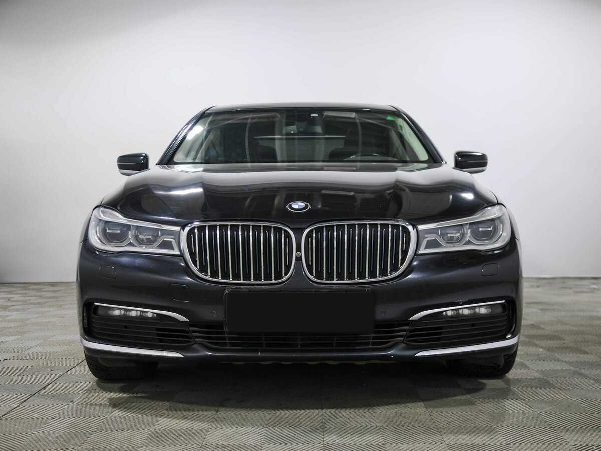 BMW 7 серии с пробегом — 2018 год. Фото: #1