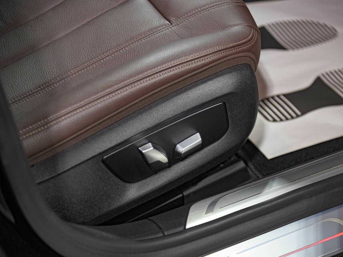 BMW 7 серии с пробегом — 2018 год. Фото: #19