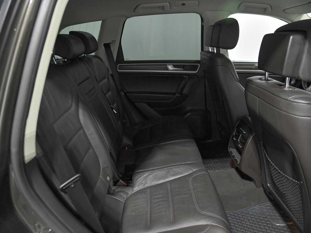 Volkswagen Touareg с пробегом — 2016 год. Фото: #15