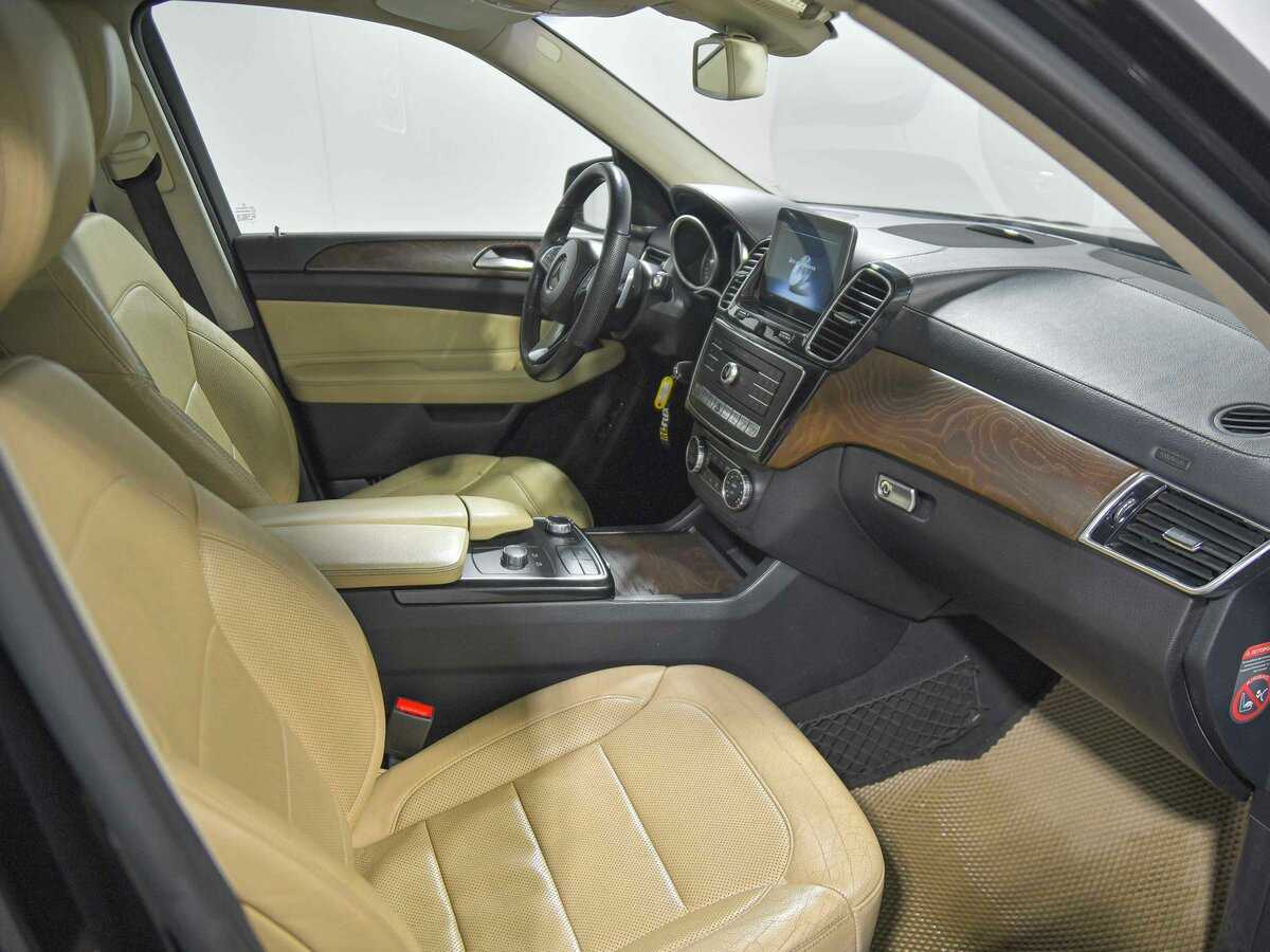 Mercedes-Benz GLS с пробегом — 2017 год. Фото: #22