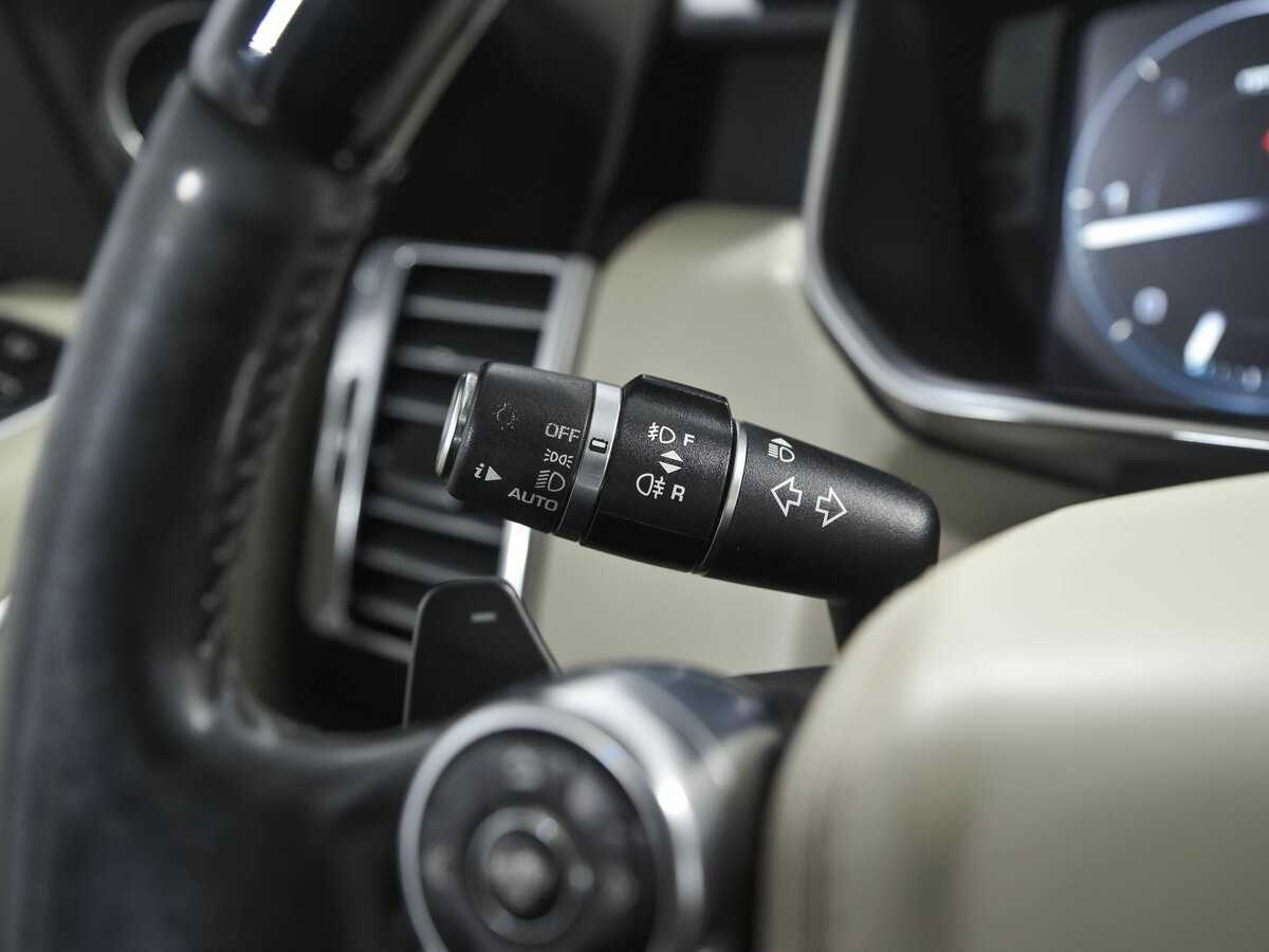 Land Rover Range Rover с пробегом — 2014 год. Фото: #9