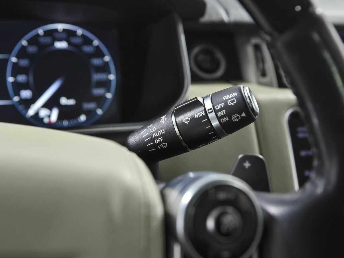 Land Rover Range Rover с пробегом — 2014 год. Фото: #10