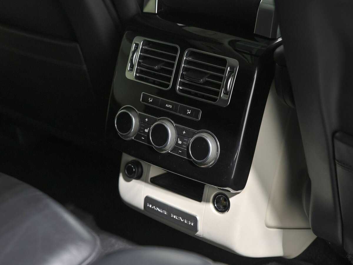 Land Rover Range Rover с пробегом — 2014 год. Фото: #22