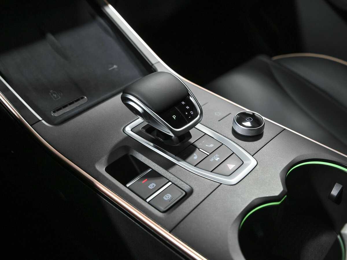 OMODA C5 с пробегом — 2024 год. Фото: #15