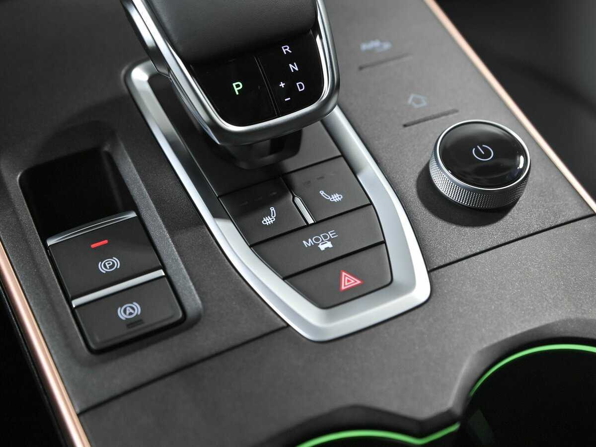 OMODA C5 с пробегом — 2024 год. Фото: #16