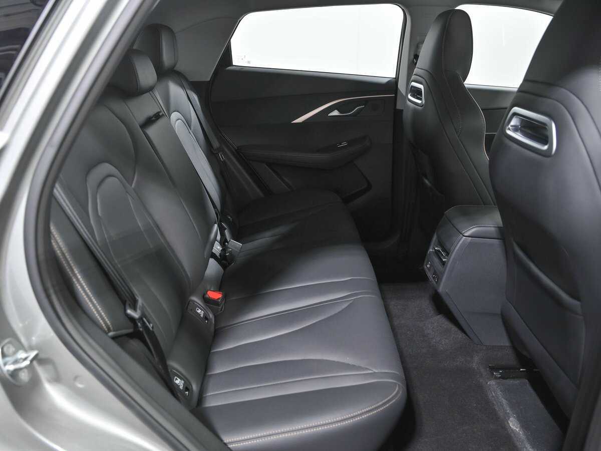 OMODA C5 с пробегом — 2024 год. Фото: #22