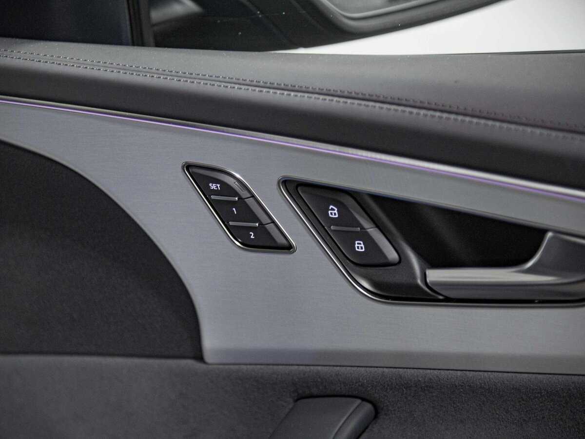 Audi Q8 с пробегом — 2023 год. Фото: #25