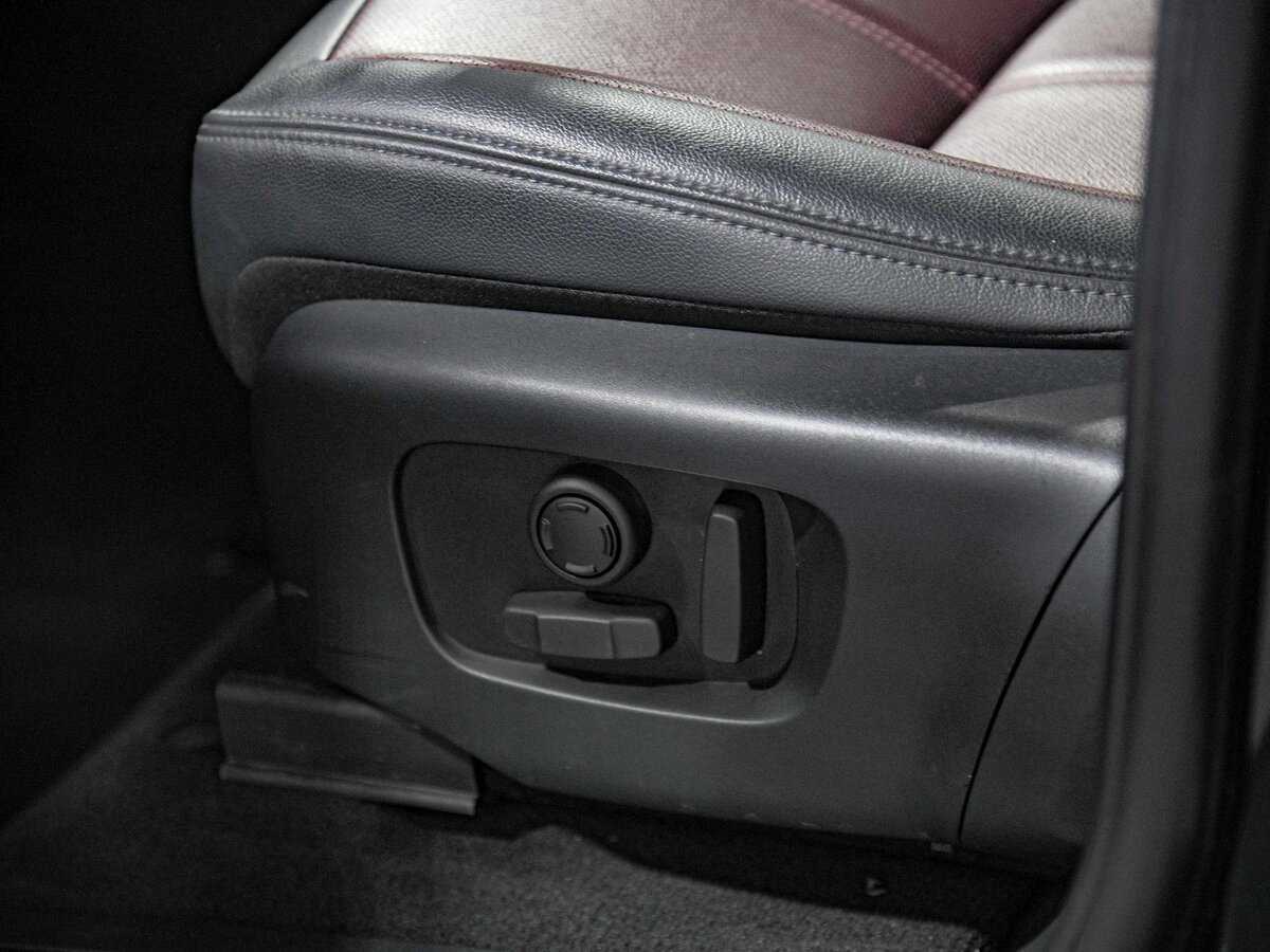 Land Rover Range Rover Evoque с пробегом — 2023 год. Фото: #15