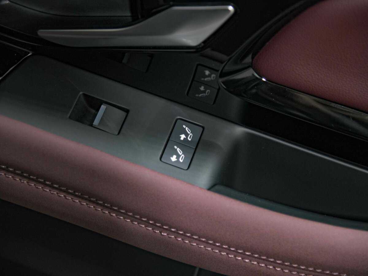 Land Rover Range Rover Evoque с пробегом — 2023 год. Фото: #20