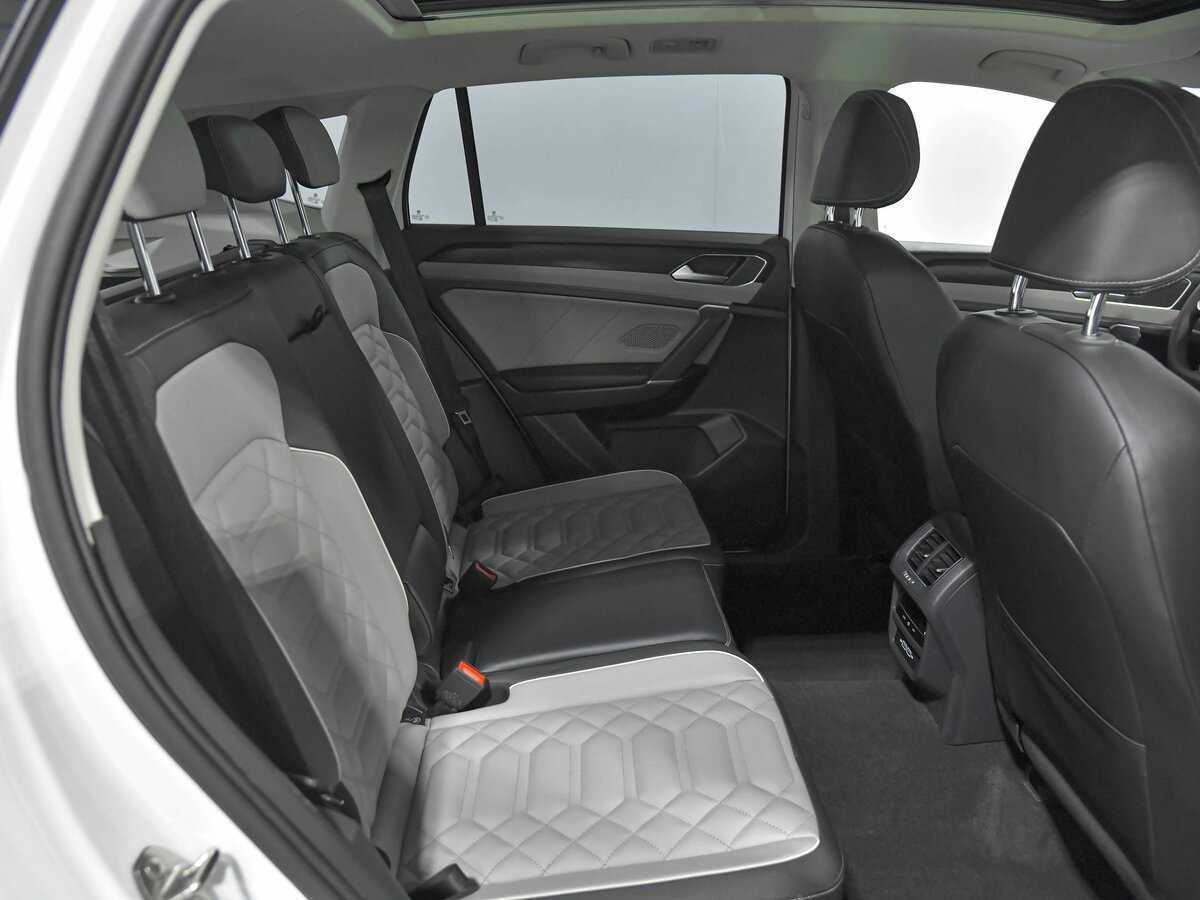 Volkswagen Tayron с пробегом — 2023 год. Фото: #13