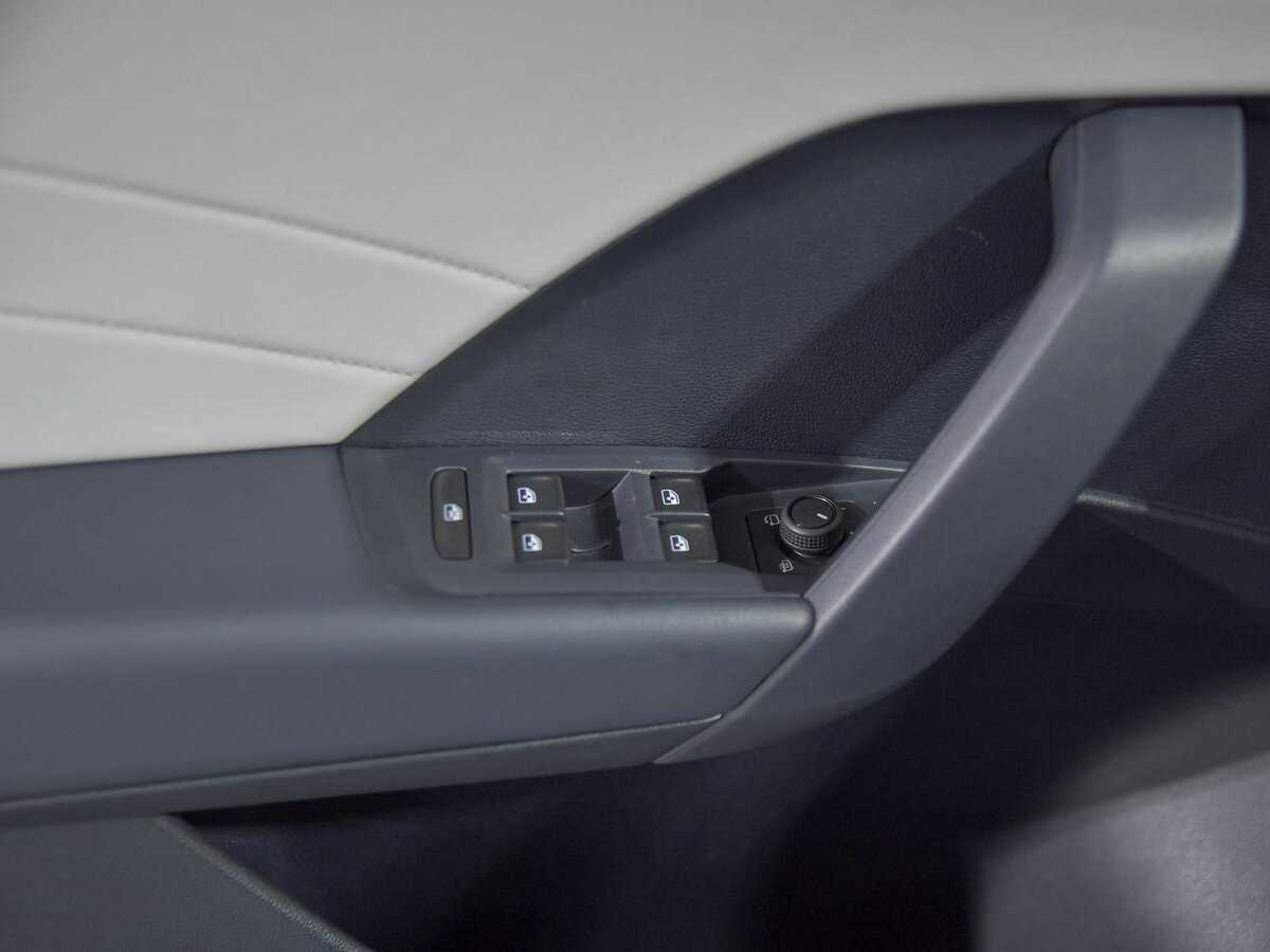 Volkswagen Tharu с пробегом — 2023 год. Фото: #11