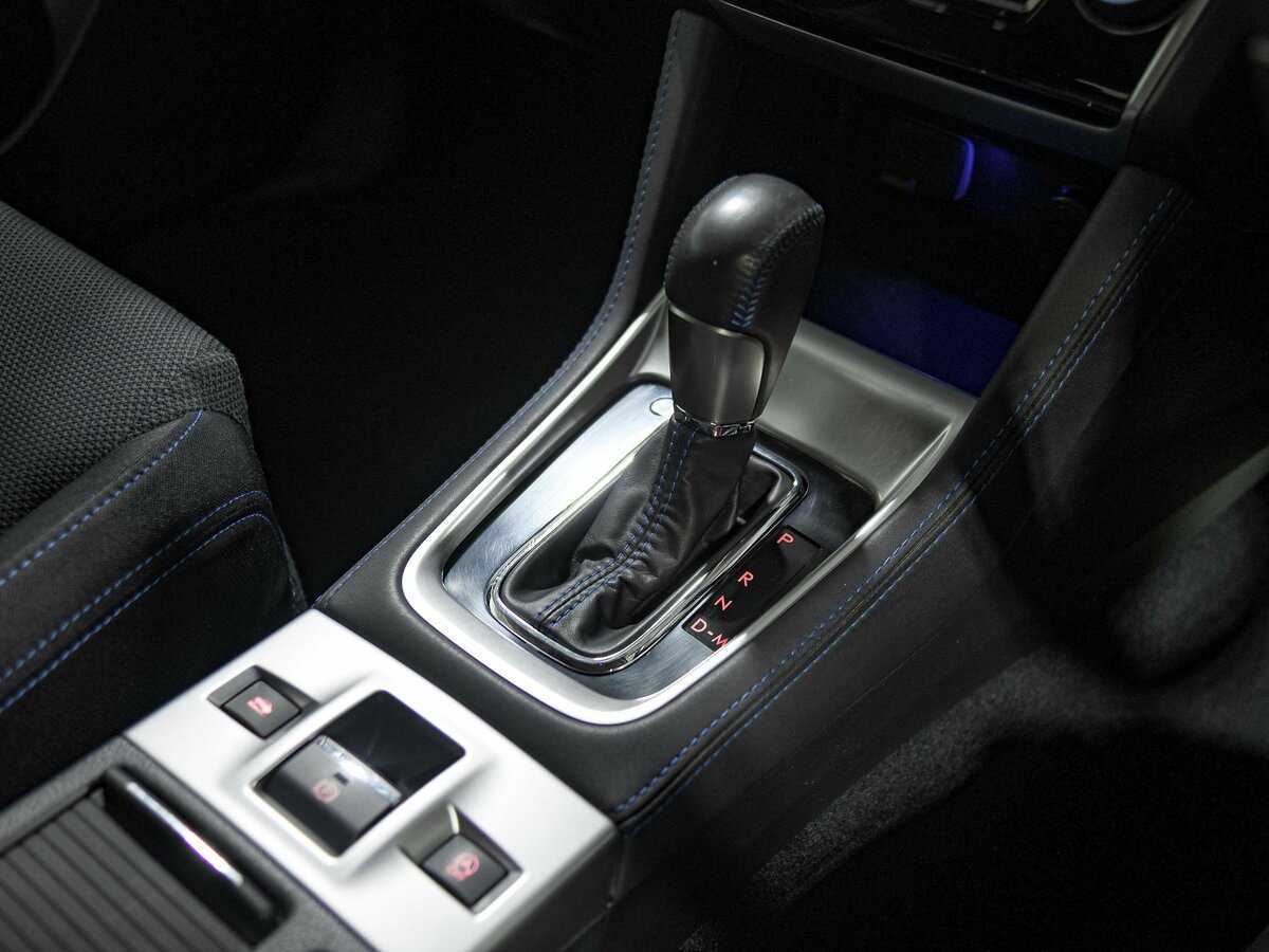 Subaru Levorg с пробегом — 2014 год. Фото: #12