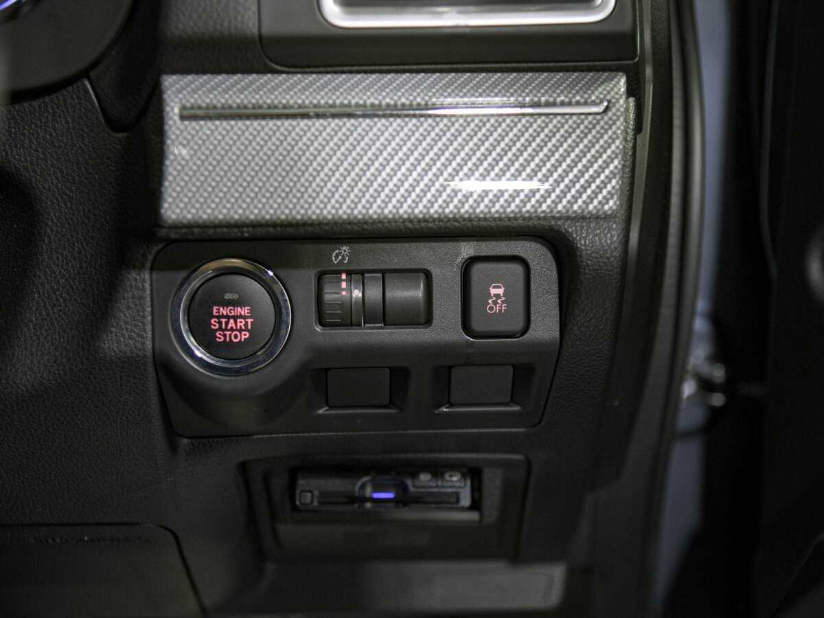 Subaru Levorg с пробегом — 2014 год. Фото: #14