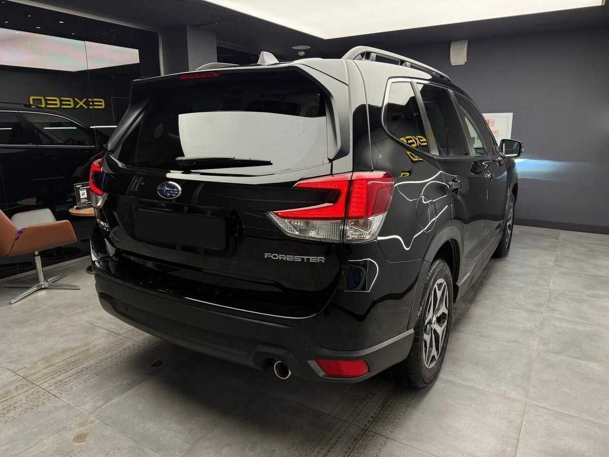 Subaru Forester с пробегом — 2023 год. Фото: #3