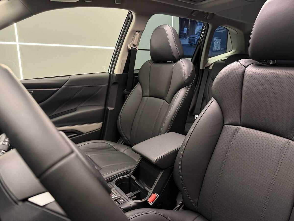 Subaru Forester с пробегом — 2023 год. Фото: #18