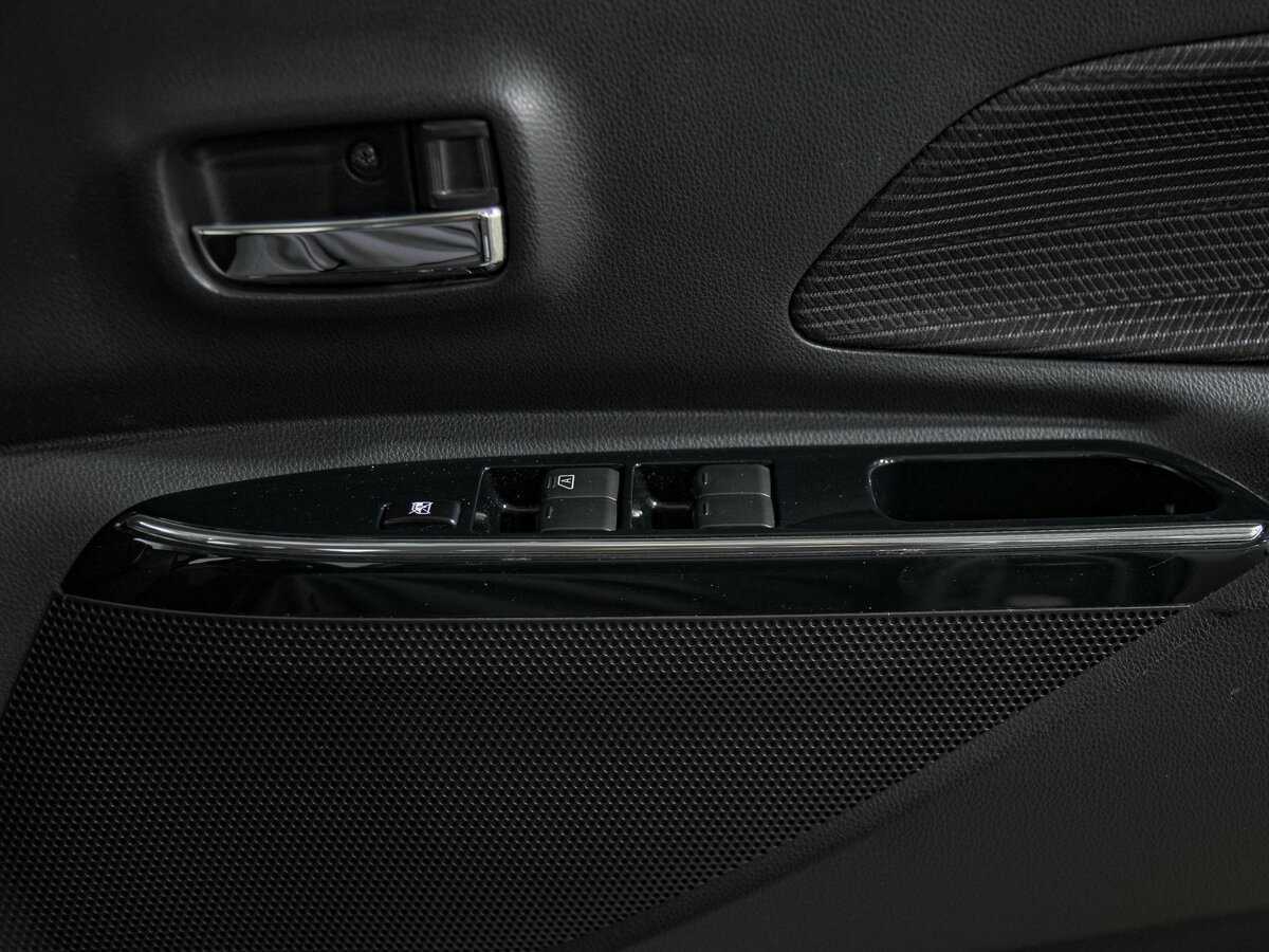 Nissan Dayz Roox с пробегом — 2019 год. Фото: #11