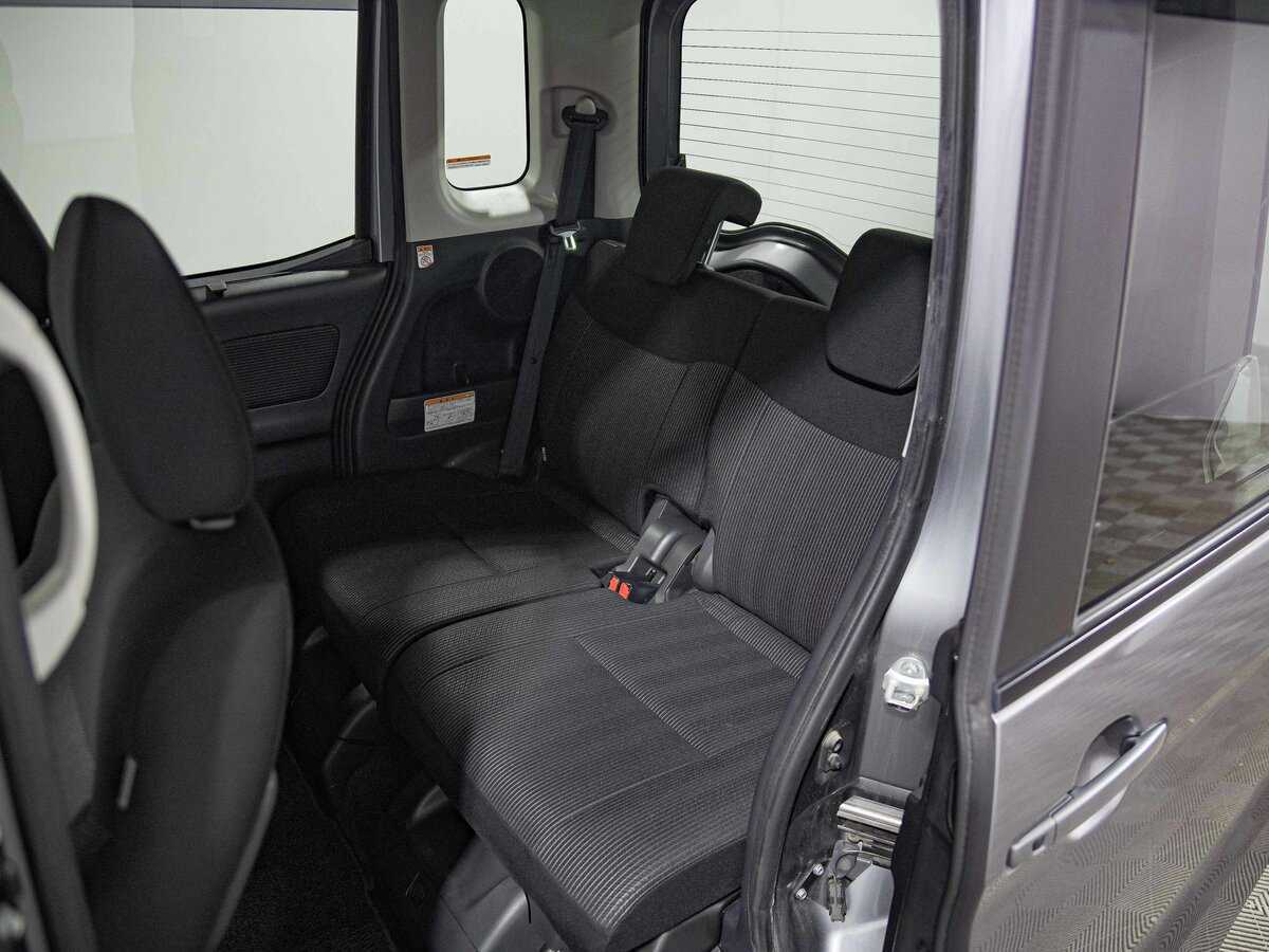 Nissan Dayz Roox с пробегом — 2019 год. Фото: #15