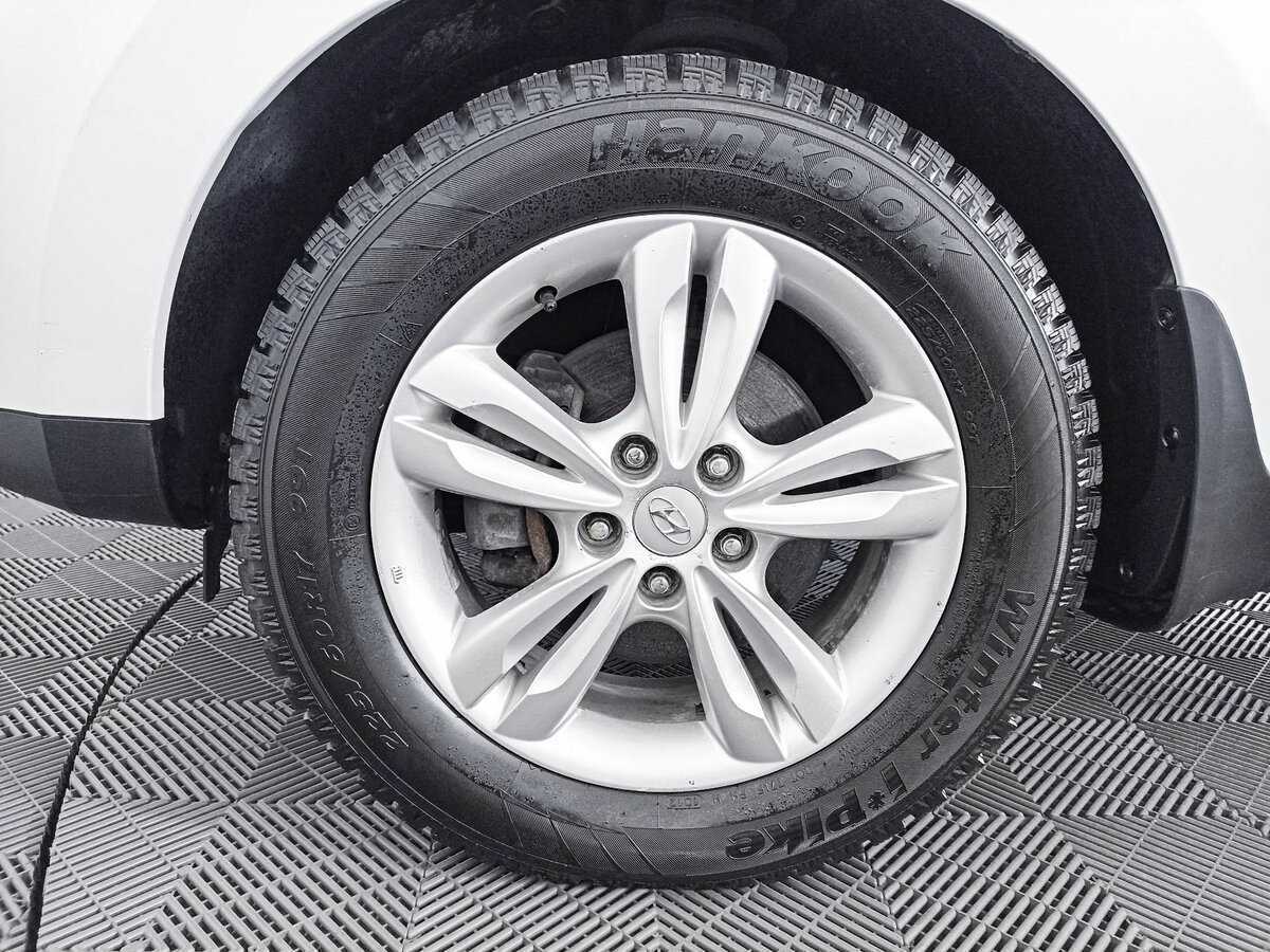 Hyundai ix35 с пробегом — 2012 год. Фото: #16