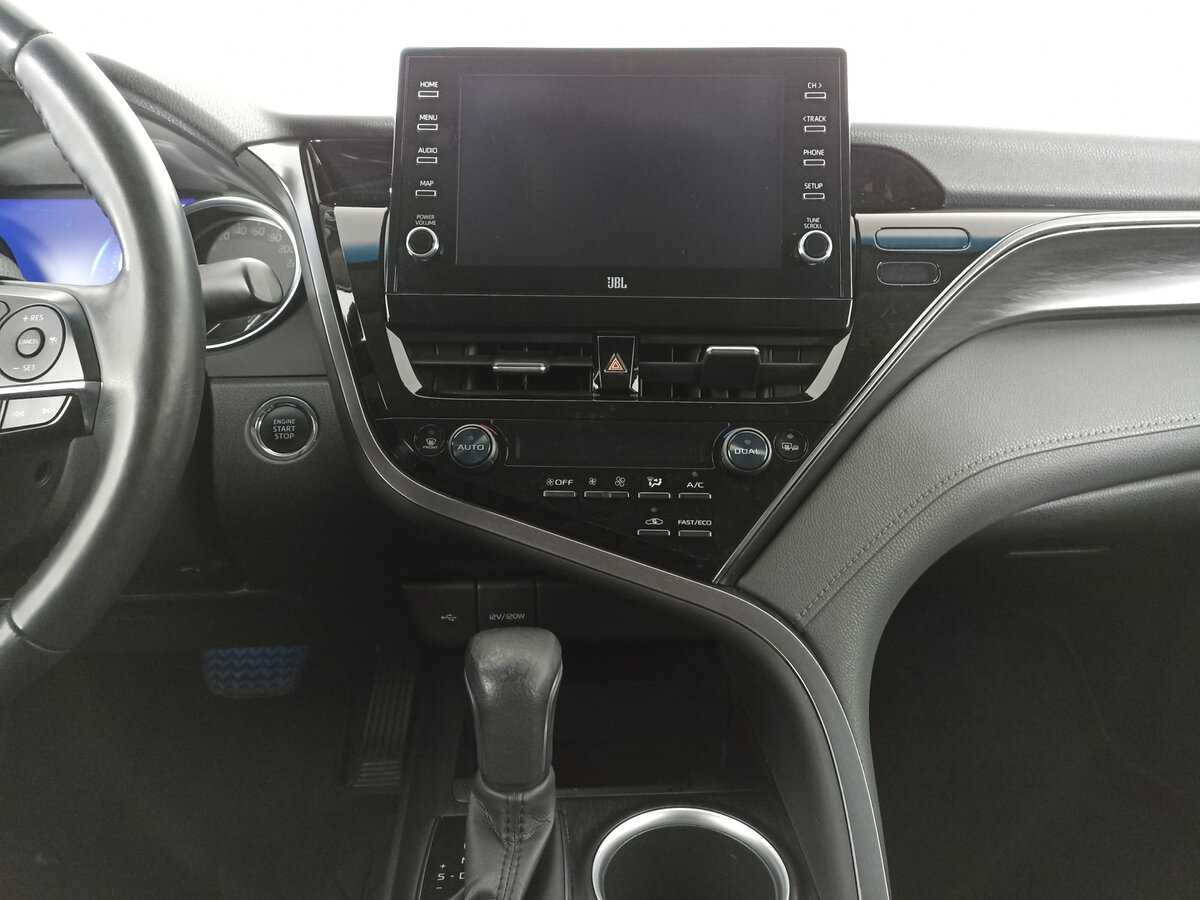 Toyota Camry с пробегом — 2021 год. Фото: #14