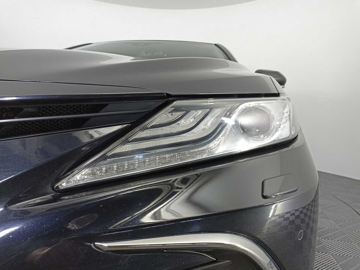 Toyota Camry с пробегом — 2021 год. Фото: #16