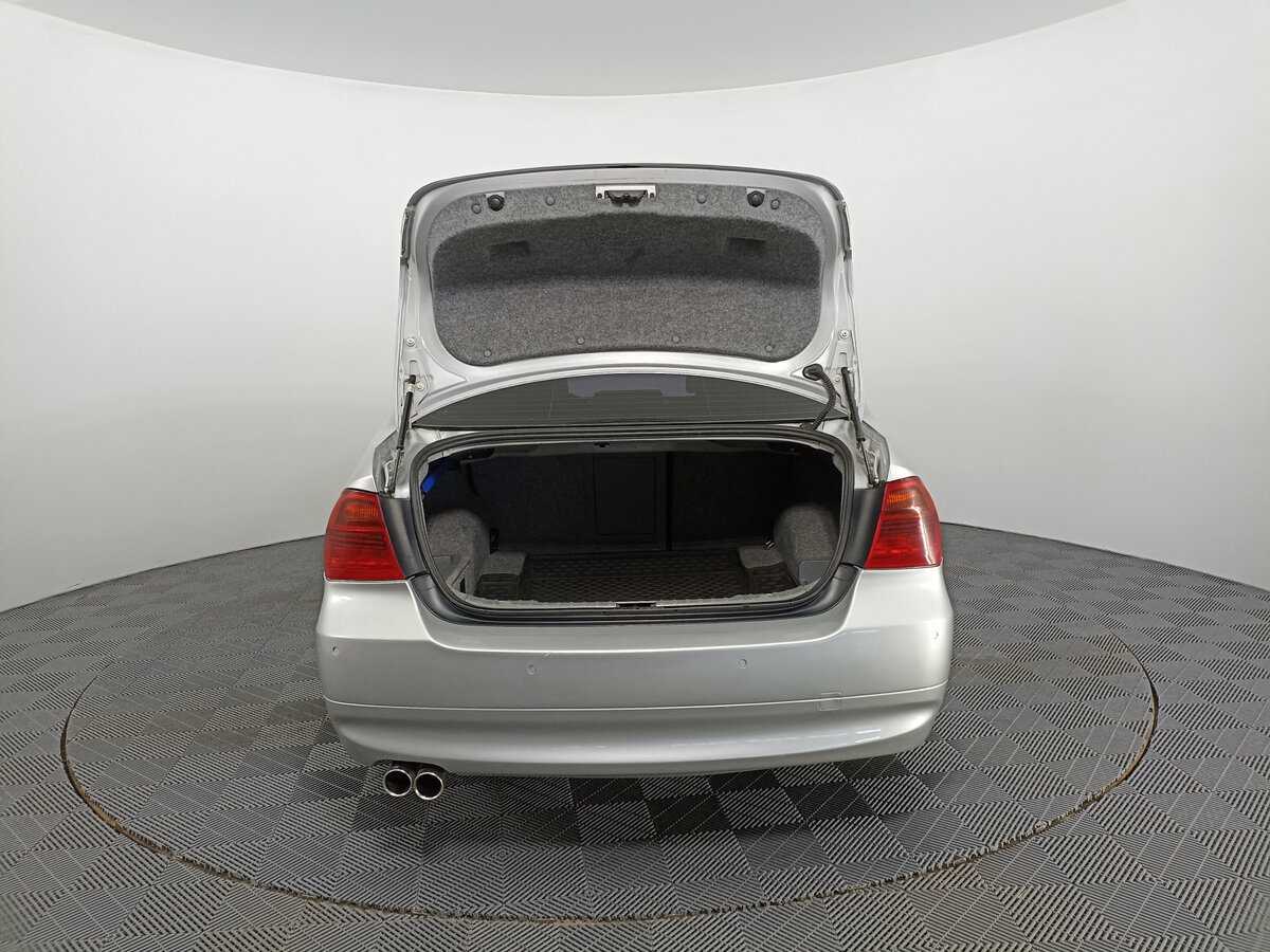 BMW 3 серии с пробегом — 2006 год. Фото: #9