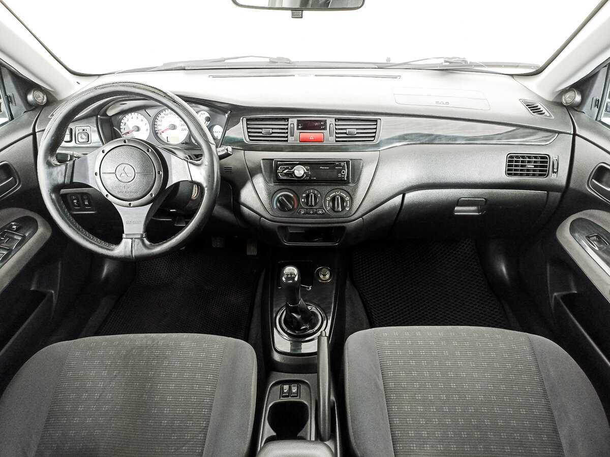 Mitsubishi Lancer с пробегом — 2009 год. Фото: #13