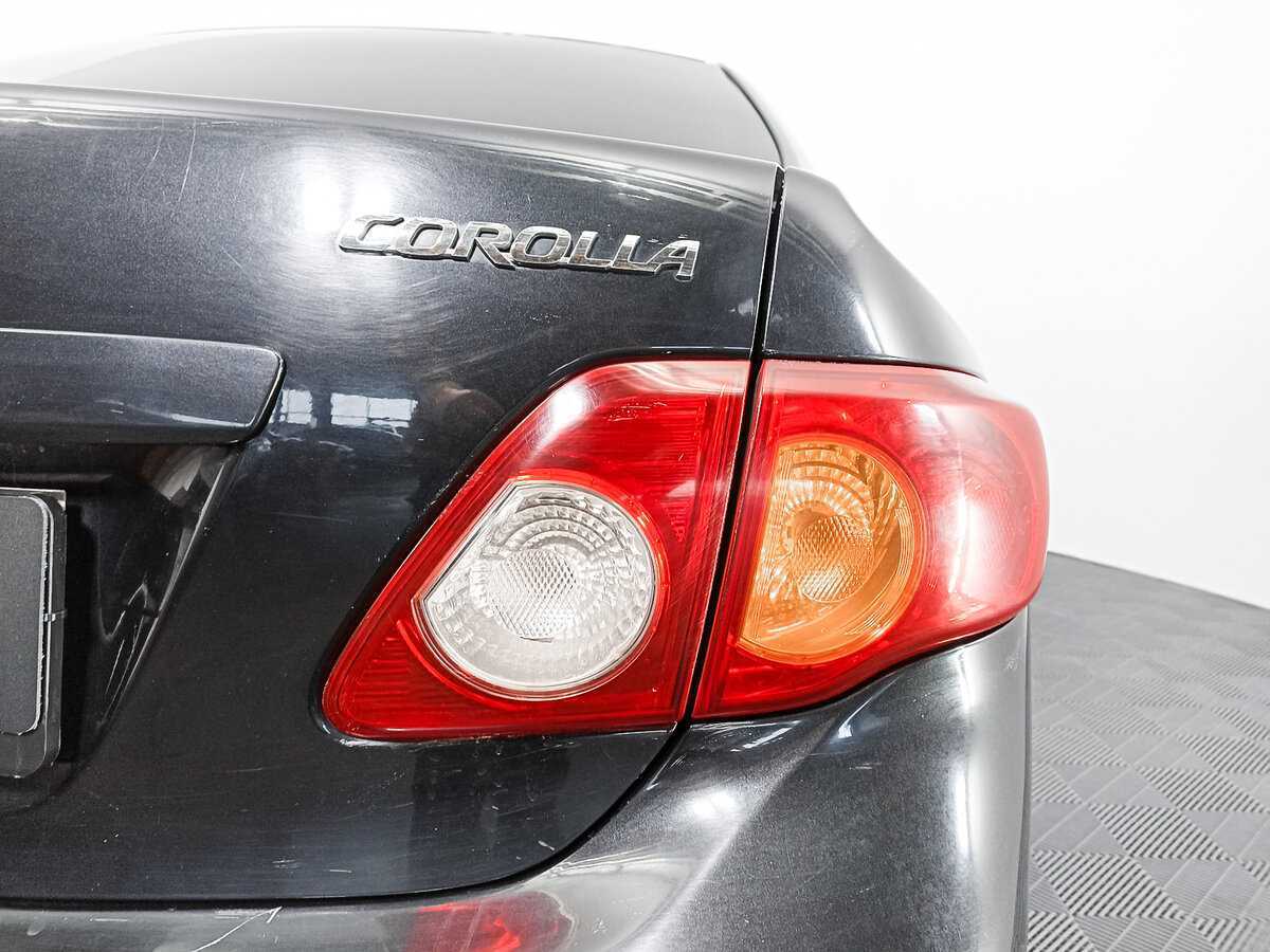 Toyota Corolla с пробегом — 2008 год. Фото: #8