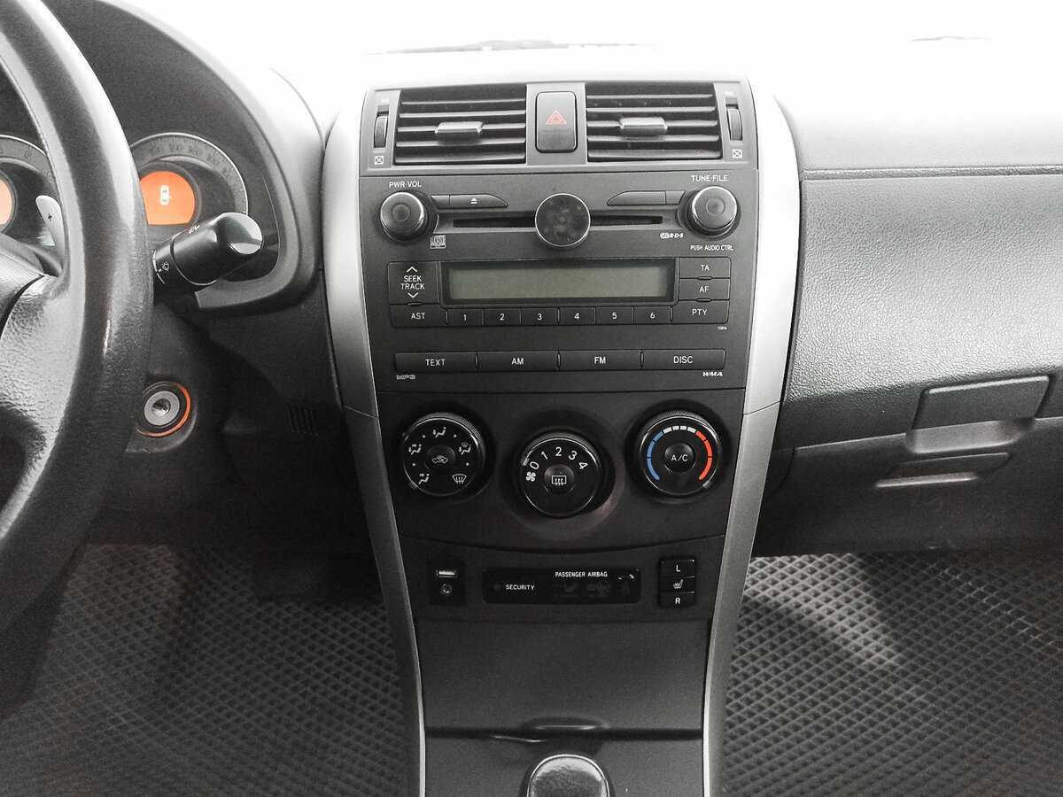 Toyota Corolla с пробегом — 2008 год. Фото: #14