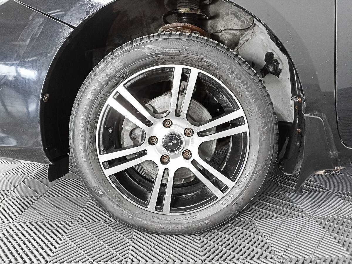 Toyota Corolla с пробегом — 2008 год. Фото: #17