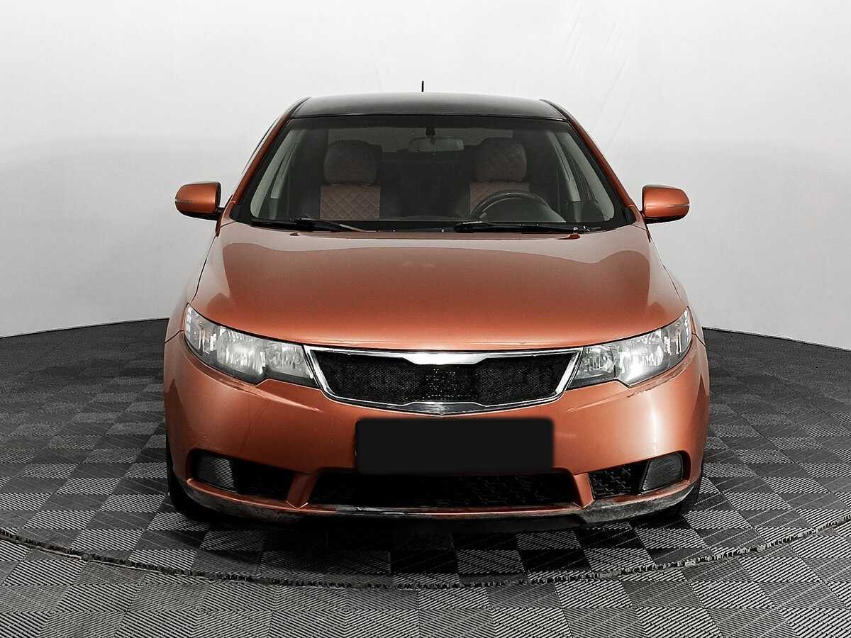 Kia Cerato с пробегом — 2010 год. Фото: #1