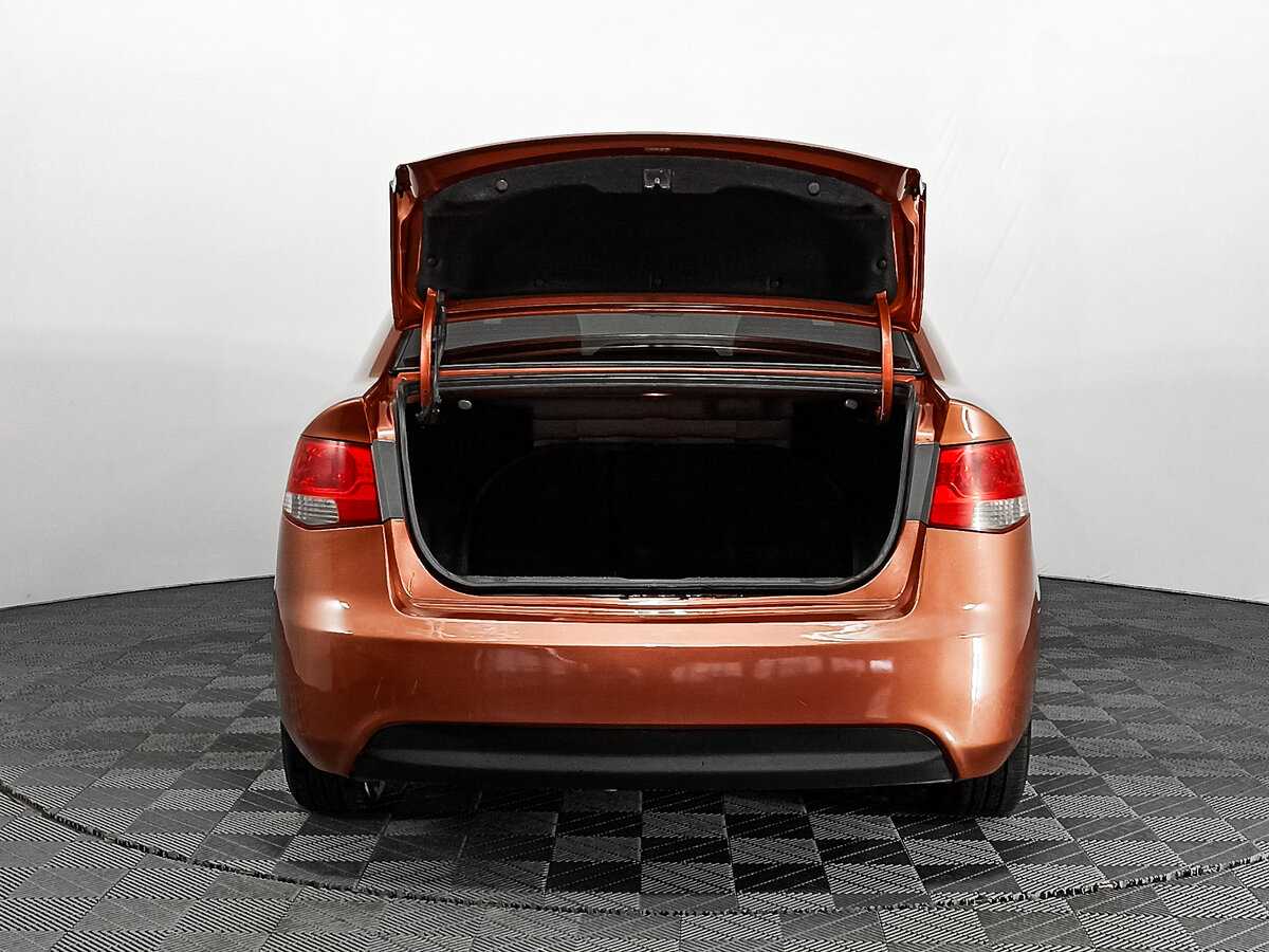 Kia Cerato с пробегом — 2010 год. Фото: #9