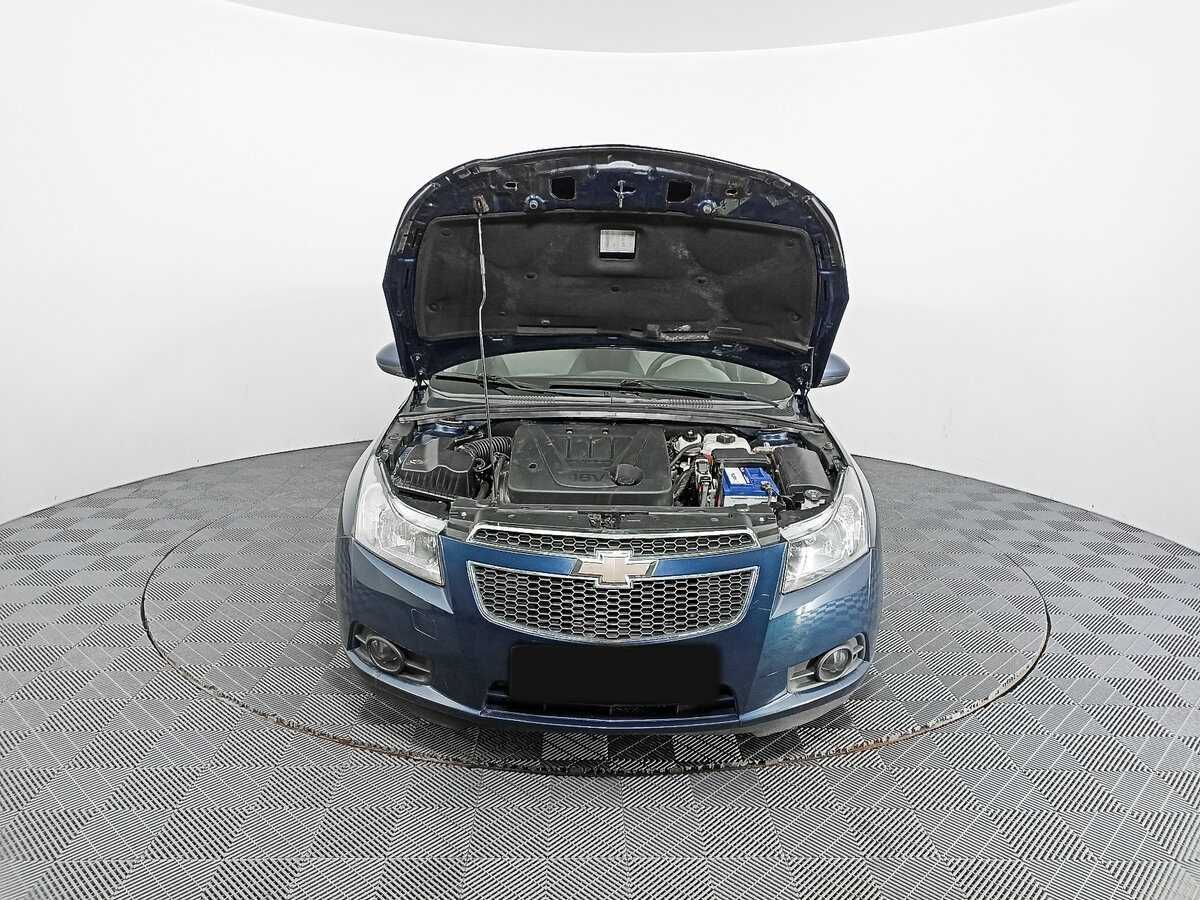 Chevrolet Cruze с пробегом — 2009 год. Фото: #8