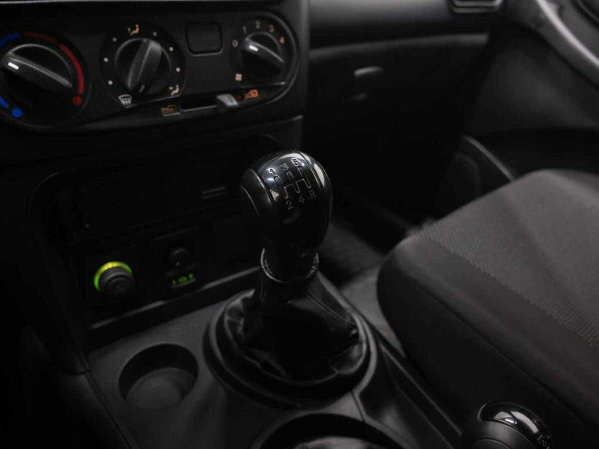 Chevrolet Niva с пробегом — 2012 год. Фото: #19