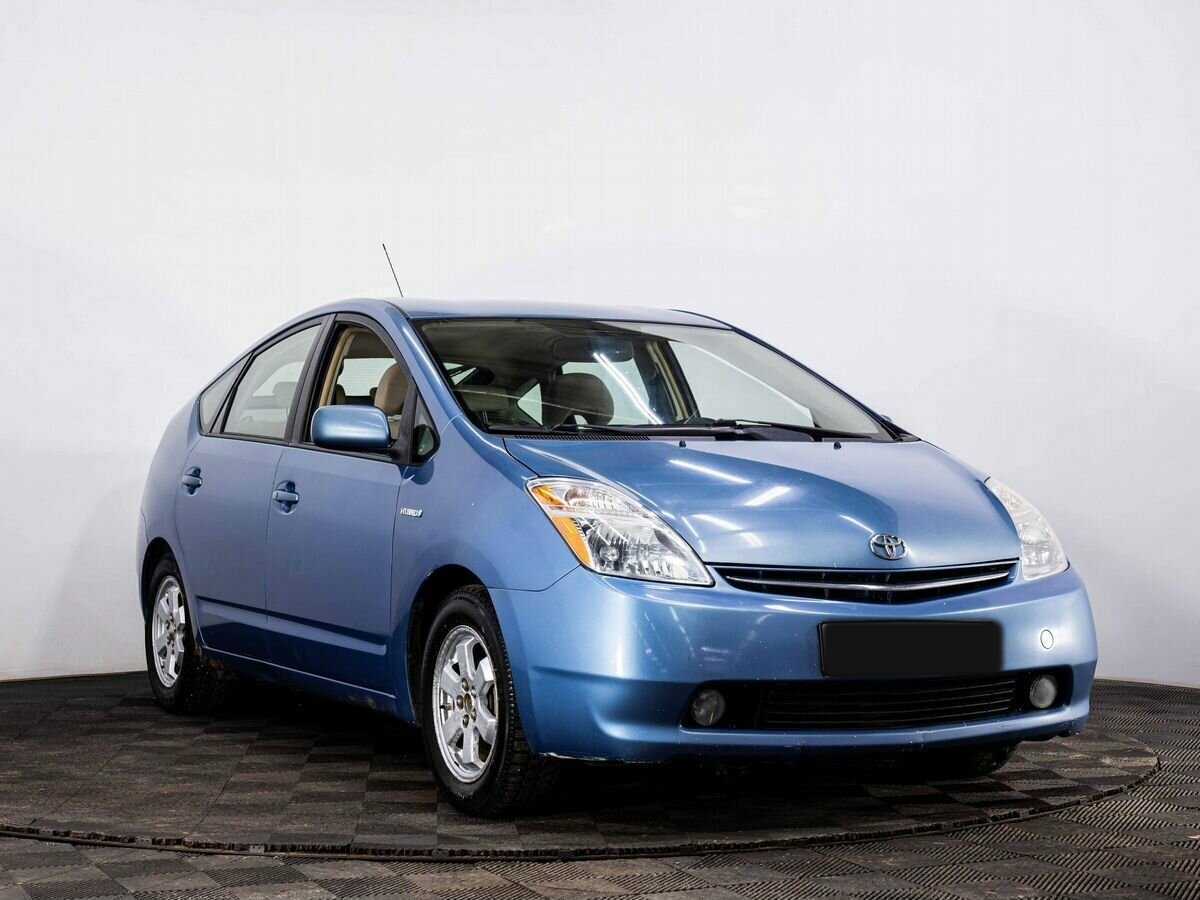 Toyota Prius с пробегом — 2008 год. Фото: #2