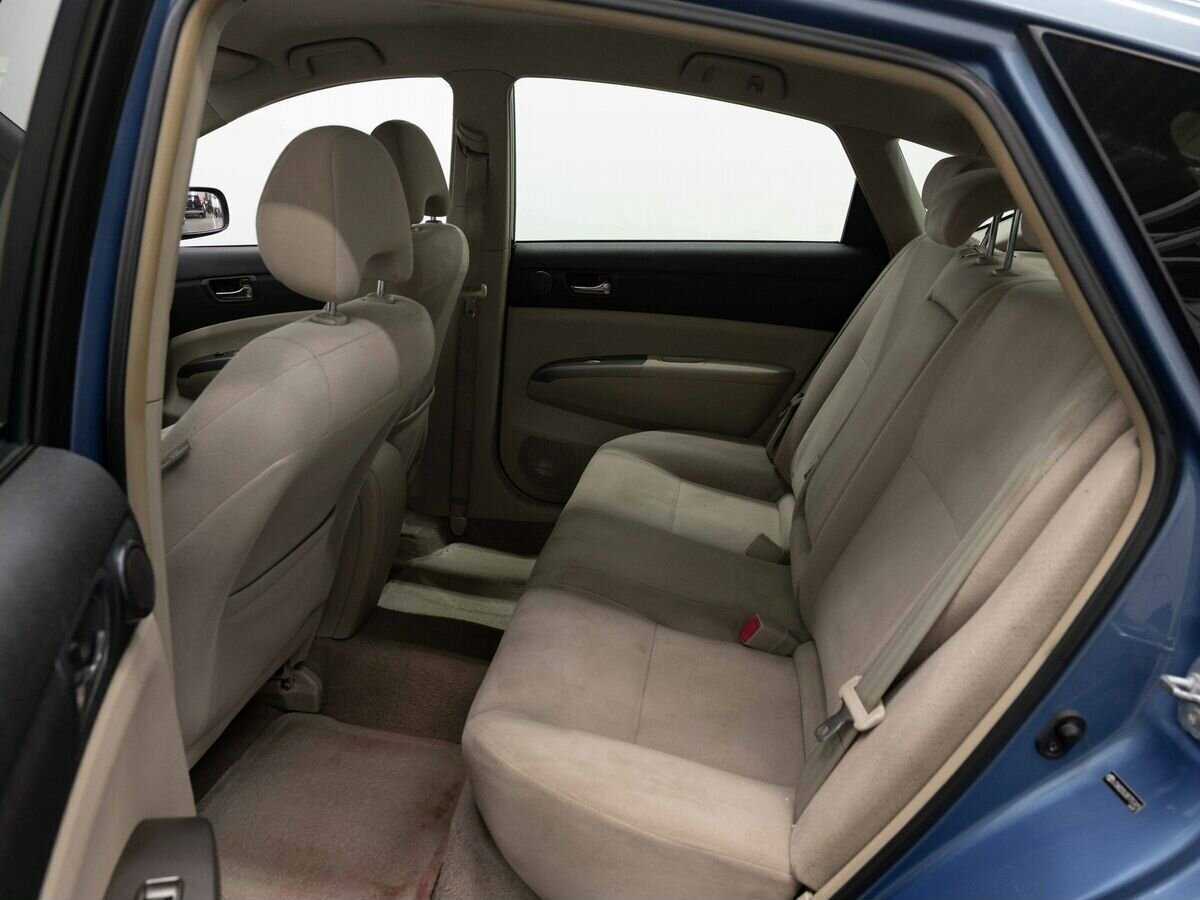 Toyota Prius с пробегом — 2008 год. Фото: #8