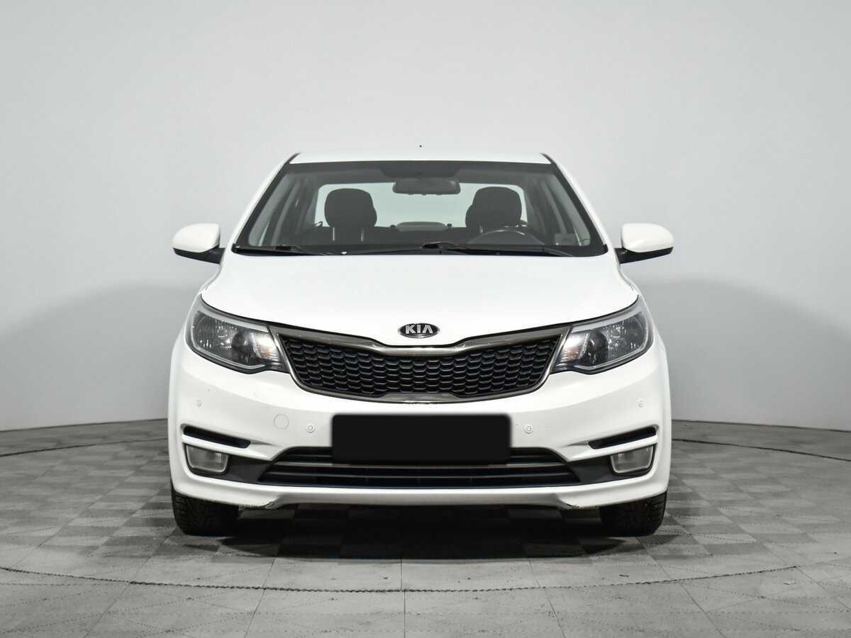 Kia Rio с пробегом — 2016 год. Фото: #1