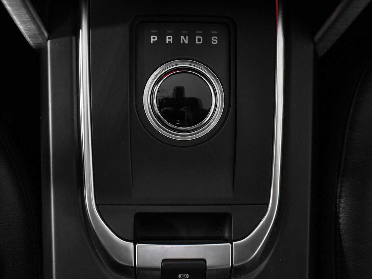 Land Rover Discovery Sport с пробегом — 2019 год. Фото: #7